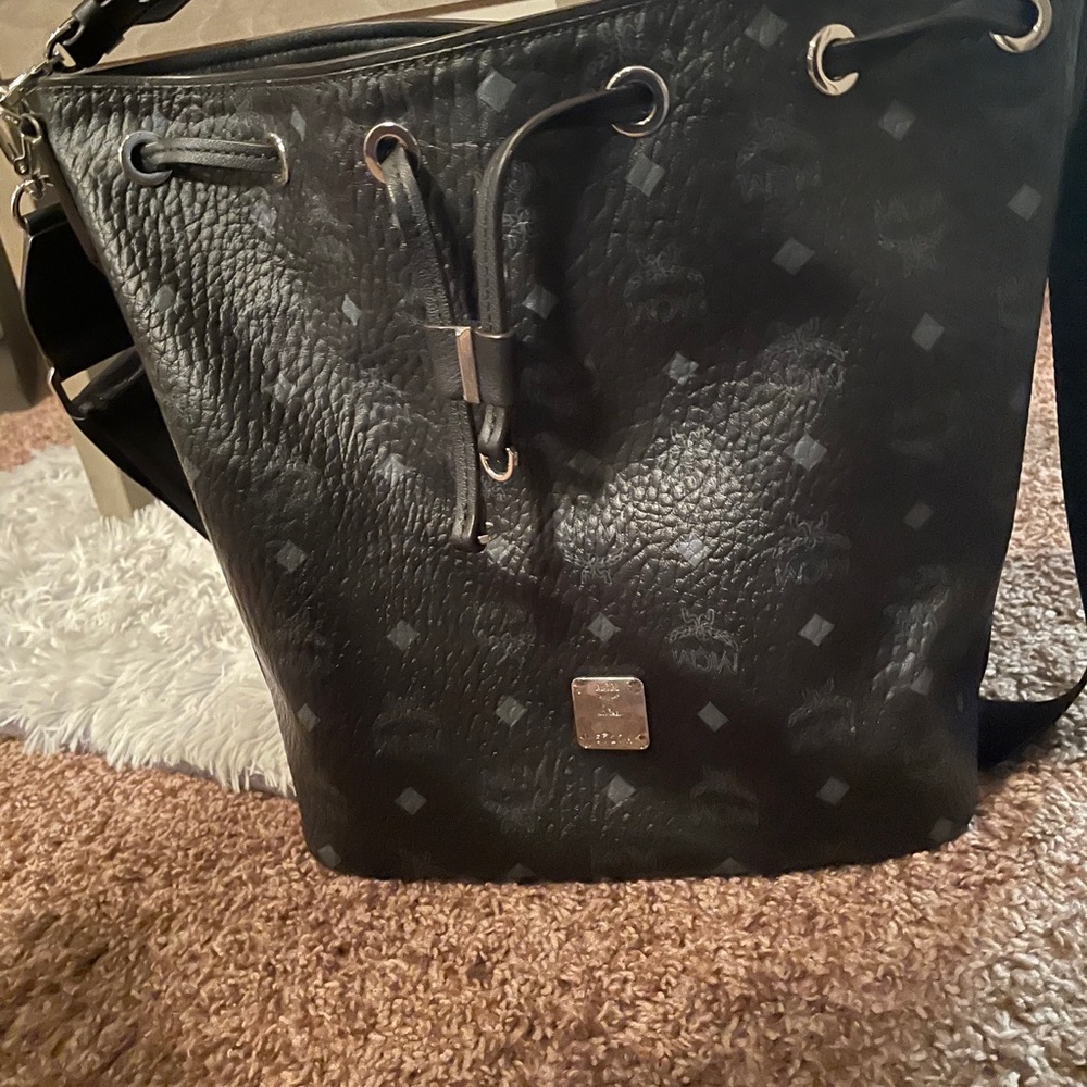 Mcm shoulder bag